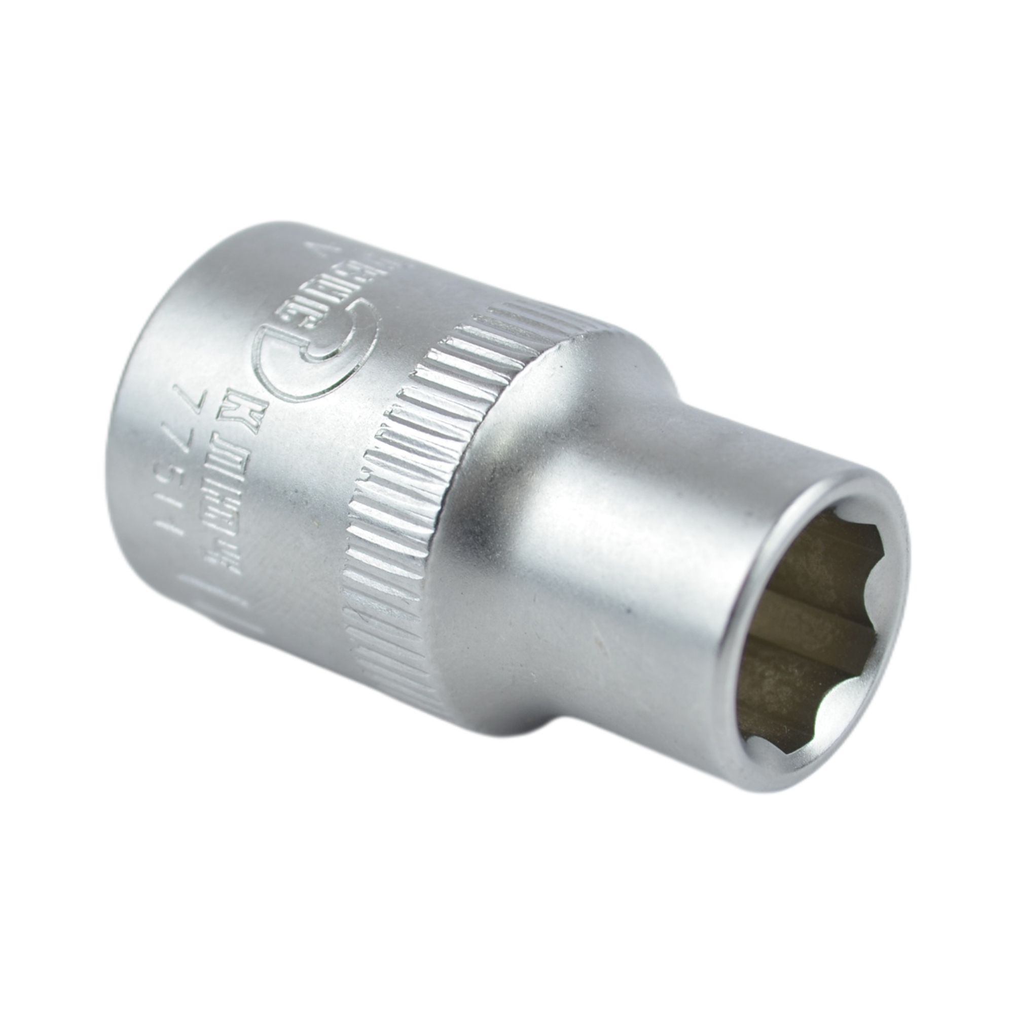 головка 11мм 1/2 6 гр.